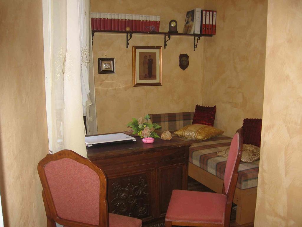 B&B Carolina Plebiscito R. Neapel Exteriör bild